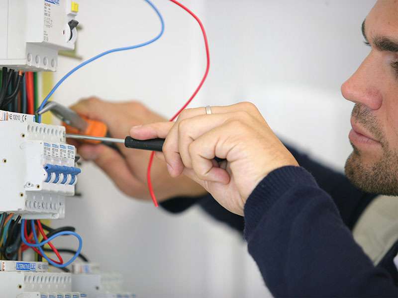 IMPROVEMENTS TO AN UNCONVENTIONAL PANEL-BOARD-3