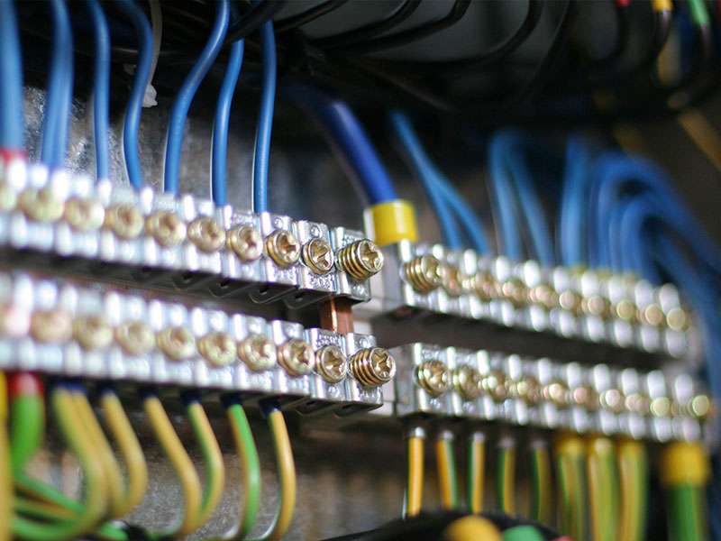 CONOZCA-LAS-FUNCIONES-DEL-CUADRO-ELECTRICO-DE-SU-HOGAR-2